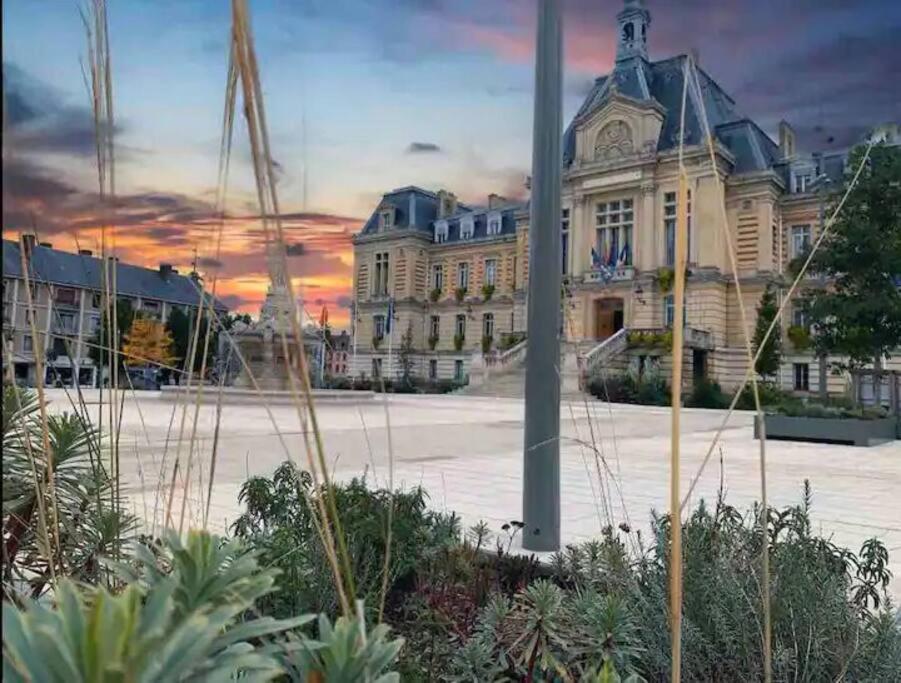 Maisonette Avec Jardin Эврё Экстерьер фото